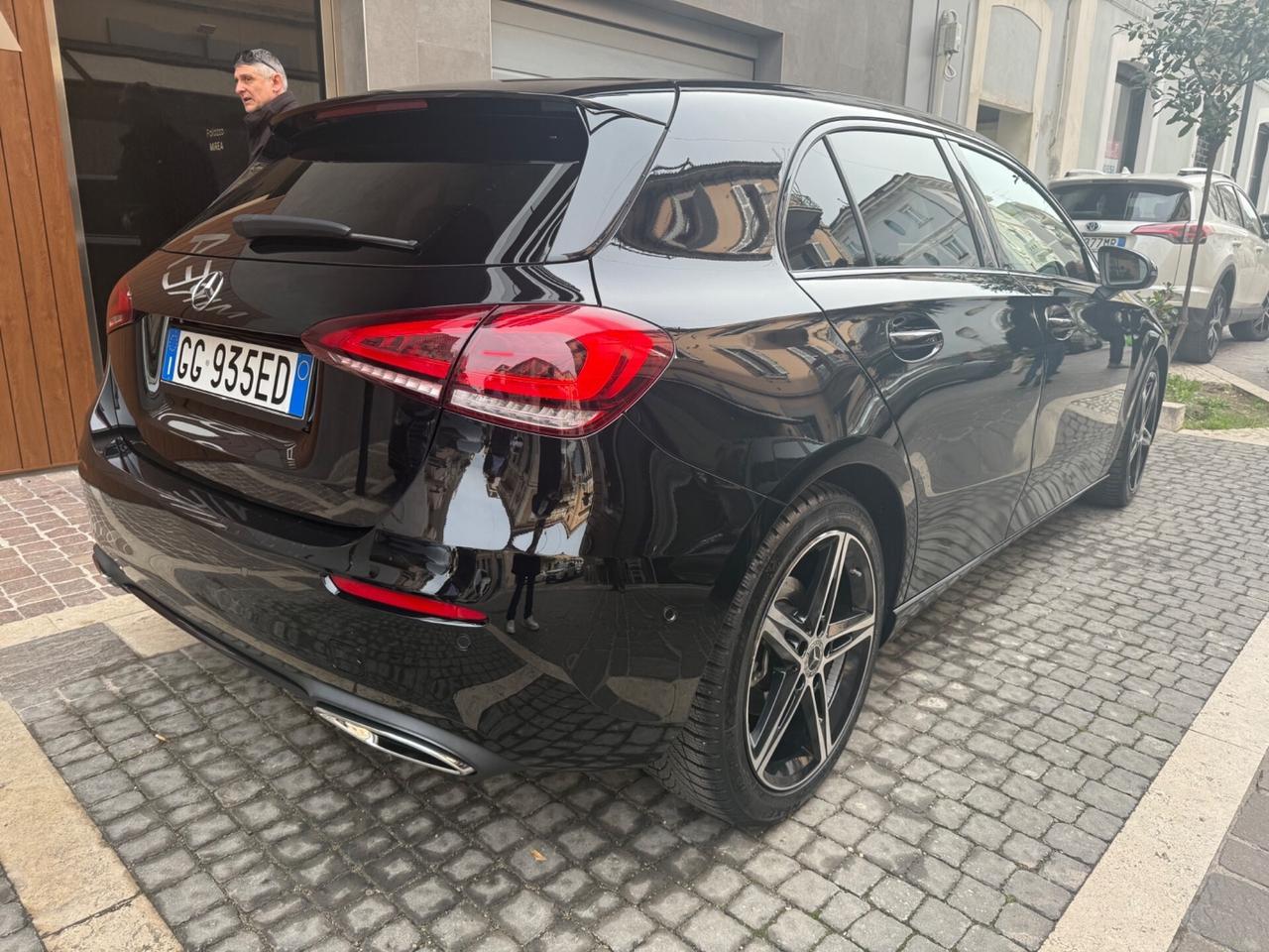 Mercedes-benz A 180 d Automatic Business Extra solo da QUALITYCARS PESCARA