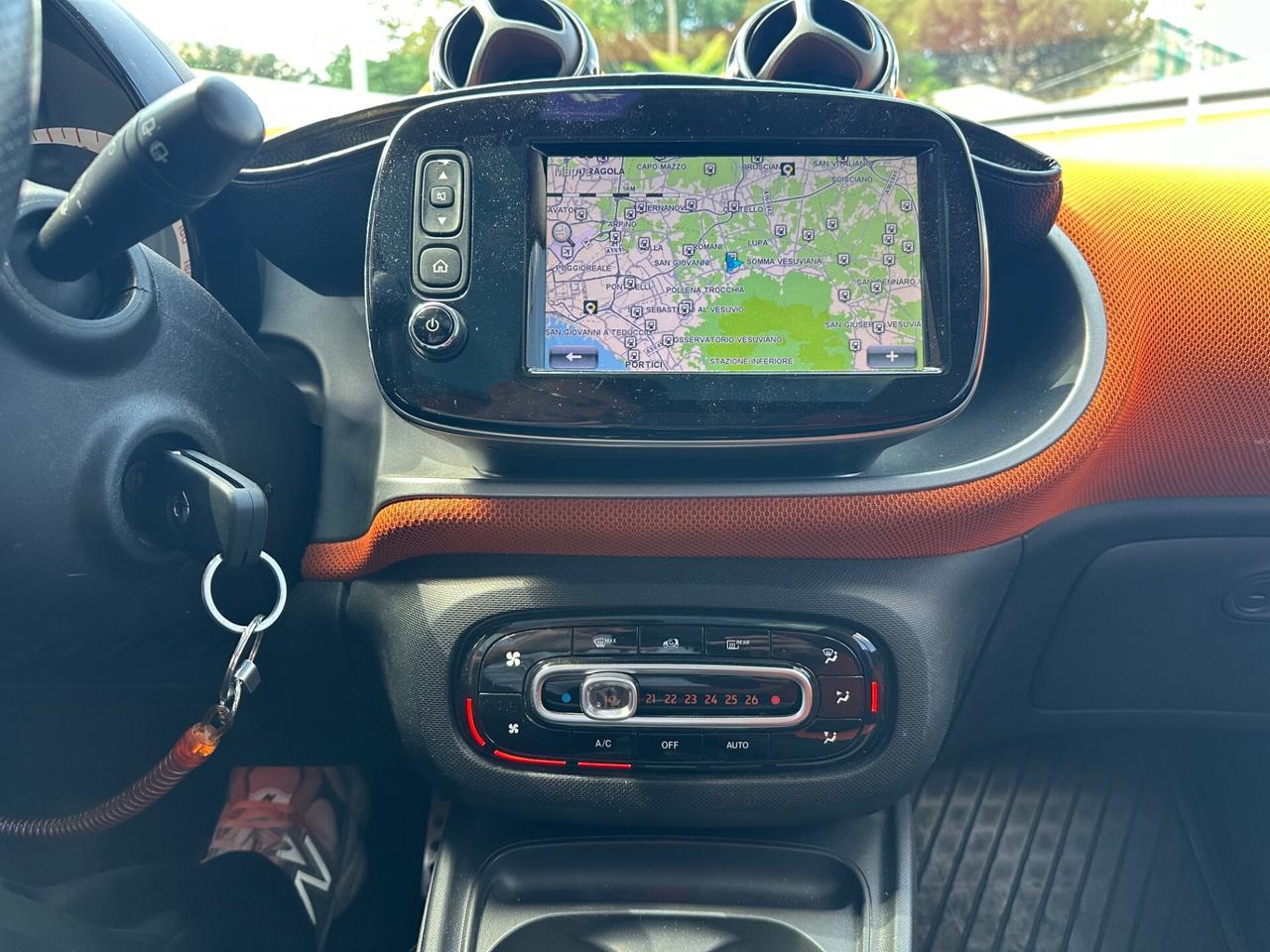 Smart ForTwo BRABUS 0.9 Turbo twinamic parisblue Xclusive