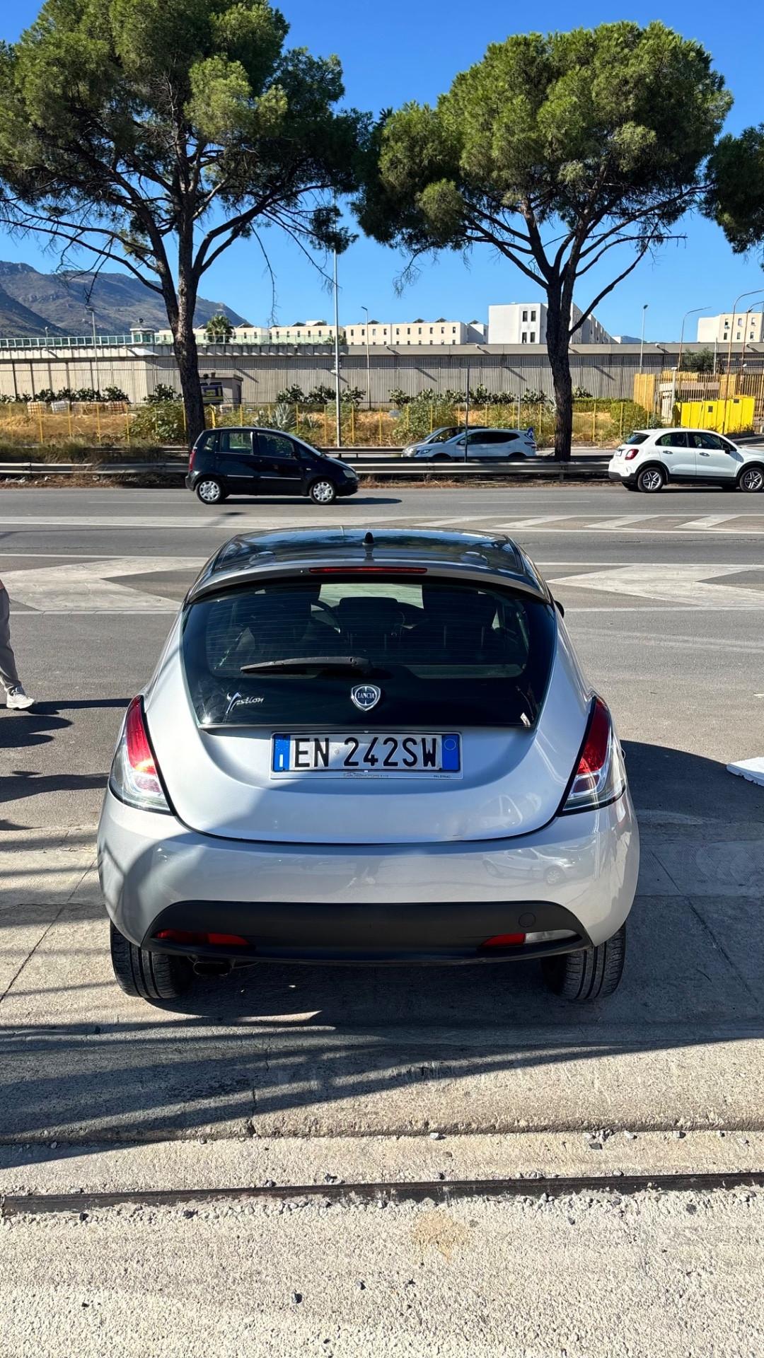 Lancia Ypsilon 1.3 MJT 16V 95 CV 5 porte S&S Platinum