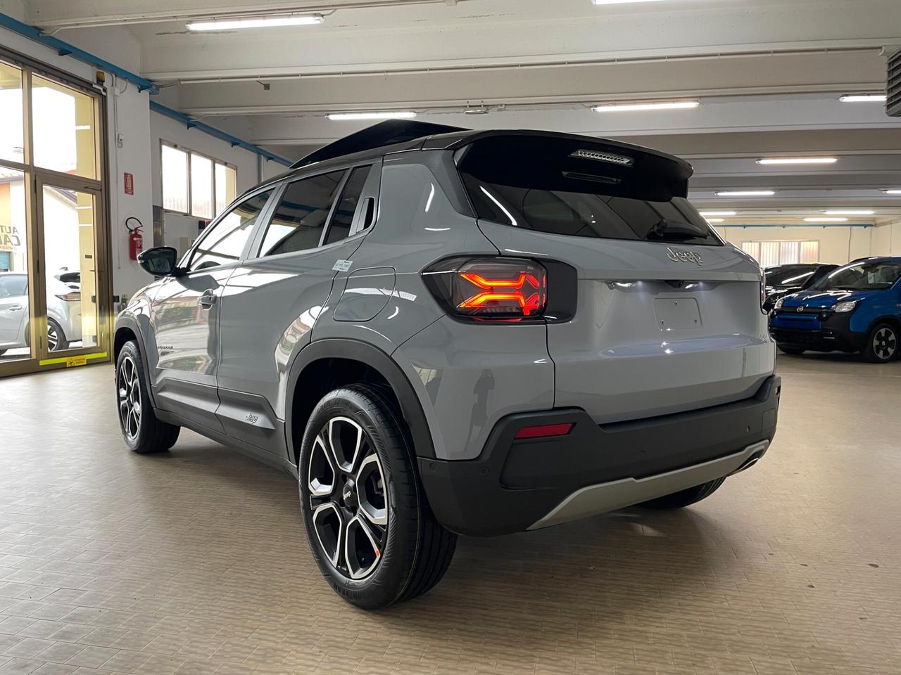 Jeep Avenger 1.2 Turbo 100 CV Summit Km0 Tetto aprib.+Bicolore