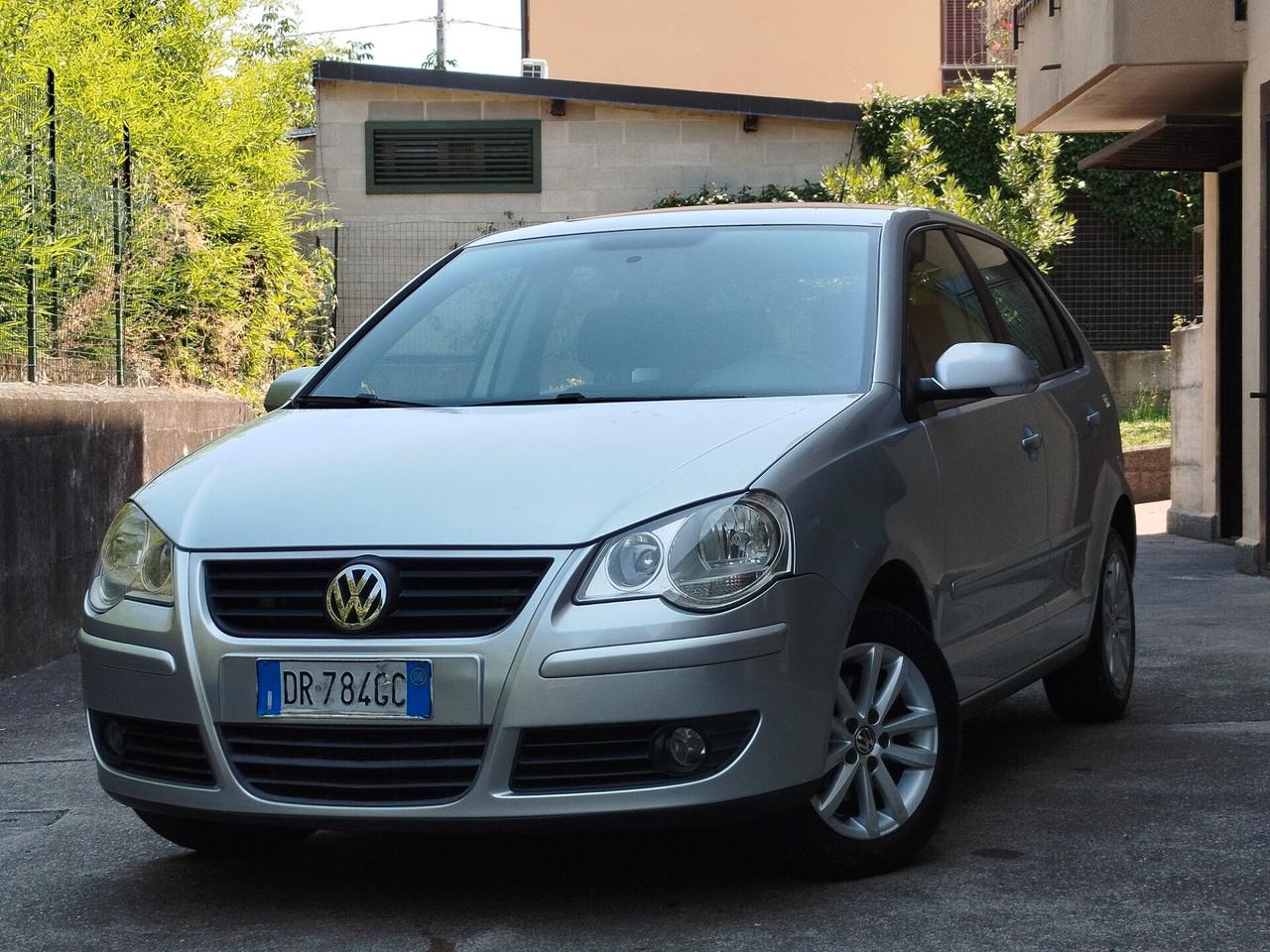Volkswagen Polo 1.2 BENZINA 70cv / 61.000km / TAGLIANDI