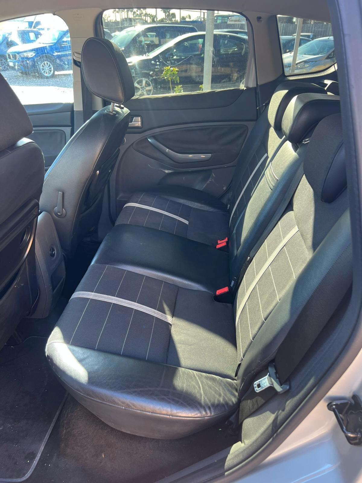 Ford Kuga 2.0 TDCi 136 CV 2WD Titanium DPF