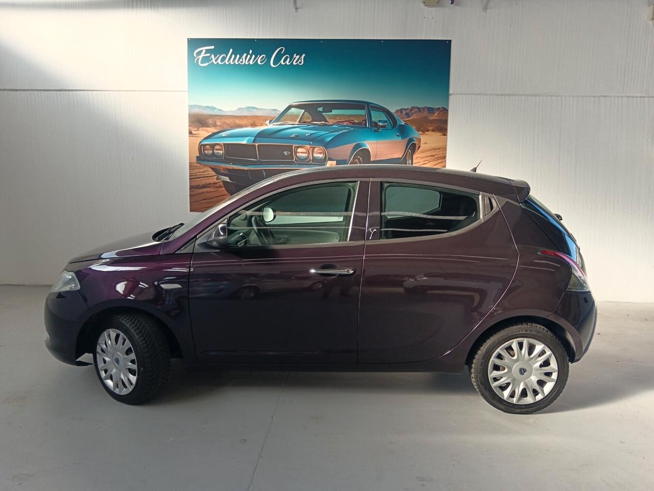 Lancia Ypsilon 1.2 69 CV 5 porte Gold