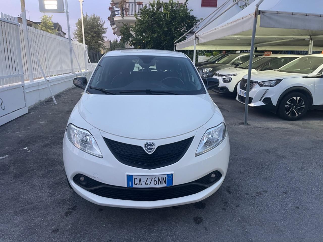 Lancia Ypsilon 1.2 69 CV 5 porte S&S Gold KM 78.000 CERTIFICATI!