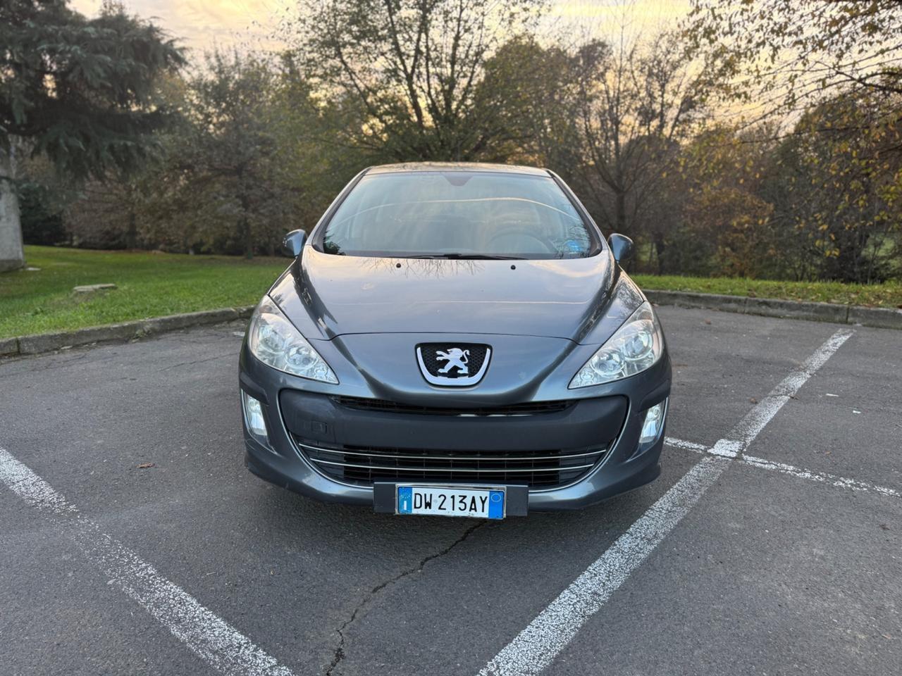 Peugeot 308 1.6 HDi 90CV FAP 5p. Premium