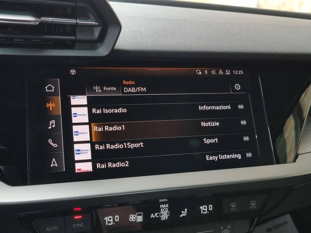 Audi A3 30 TDI S tronic Business