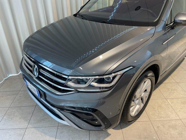 VOLKSWAGEN Tiguan Allspace 2.0 TDI DSG 4MOTION Elegance GANCIO 7P Matrix Navi