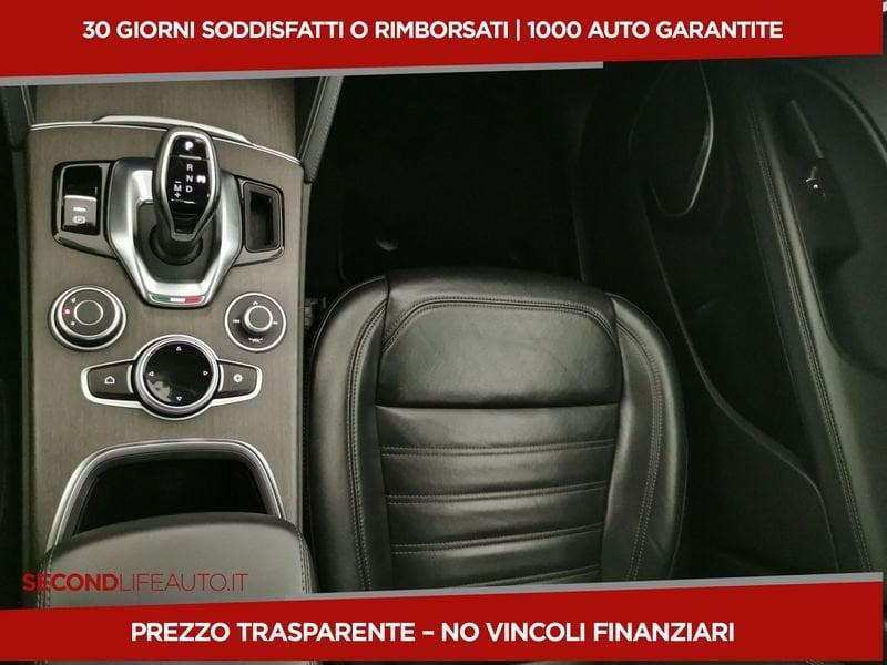 Alfa Romeo Stelvio 2.2 t Executive Q4 190cv auto