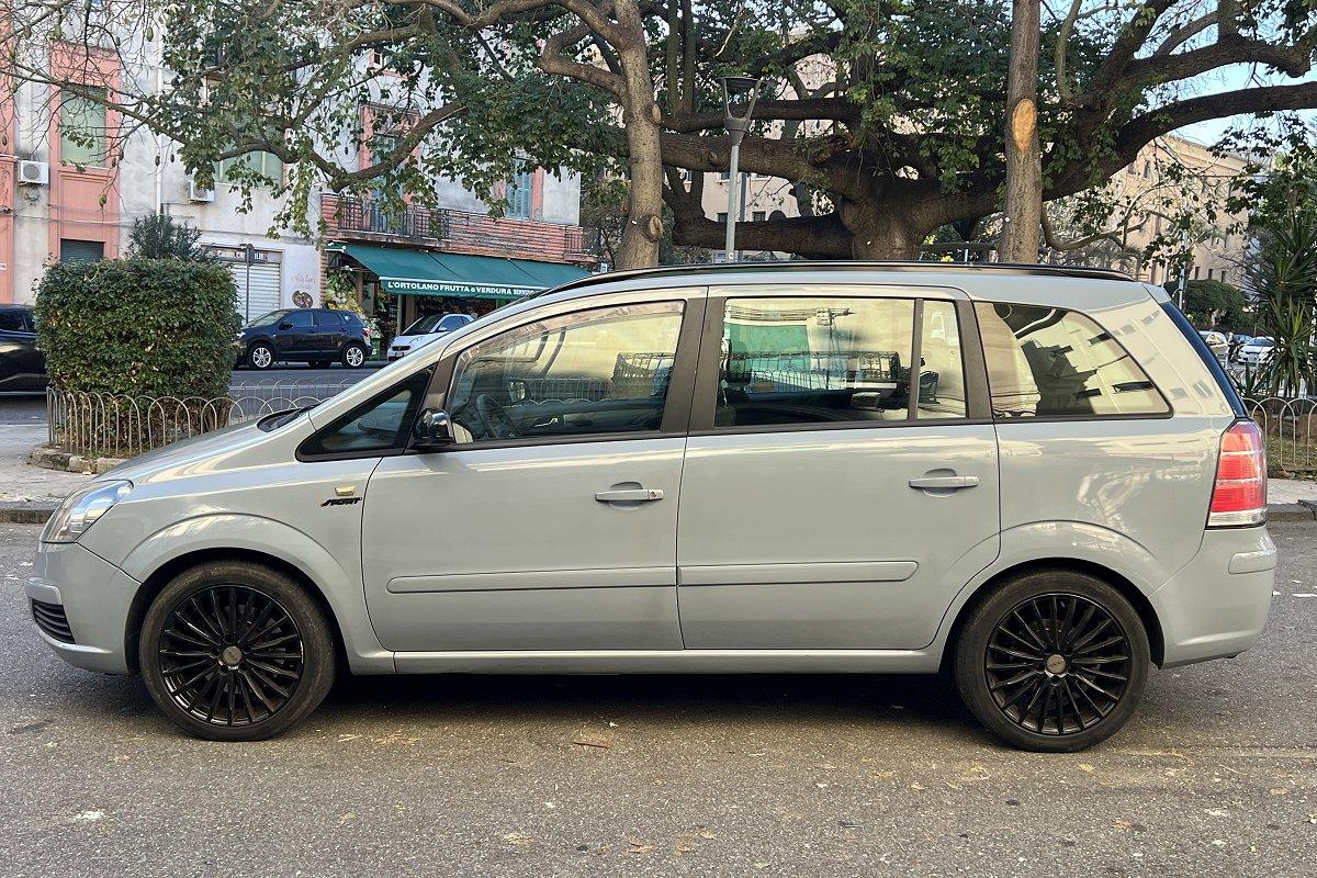 OPEL Zafira 1.9 CDTI 120CV Cosmo