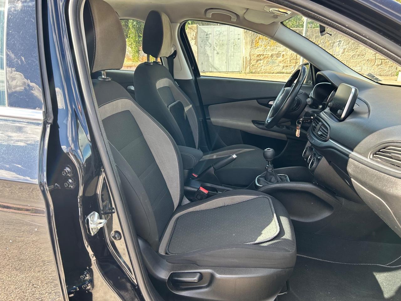 Fiat Tipo 1.6 Mjt S&S SW Lounge