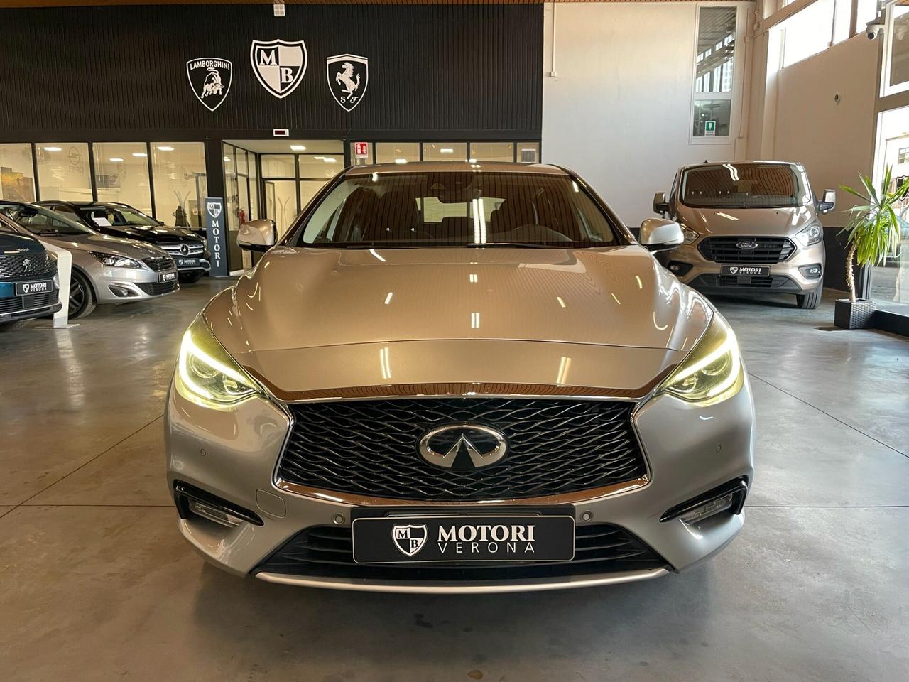 Infiniti Q30 2.2 diesel DCT AWD Premium Tech