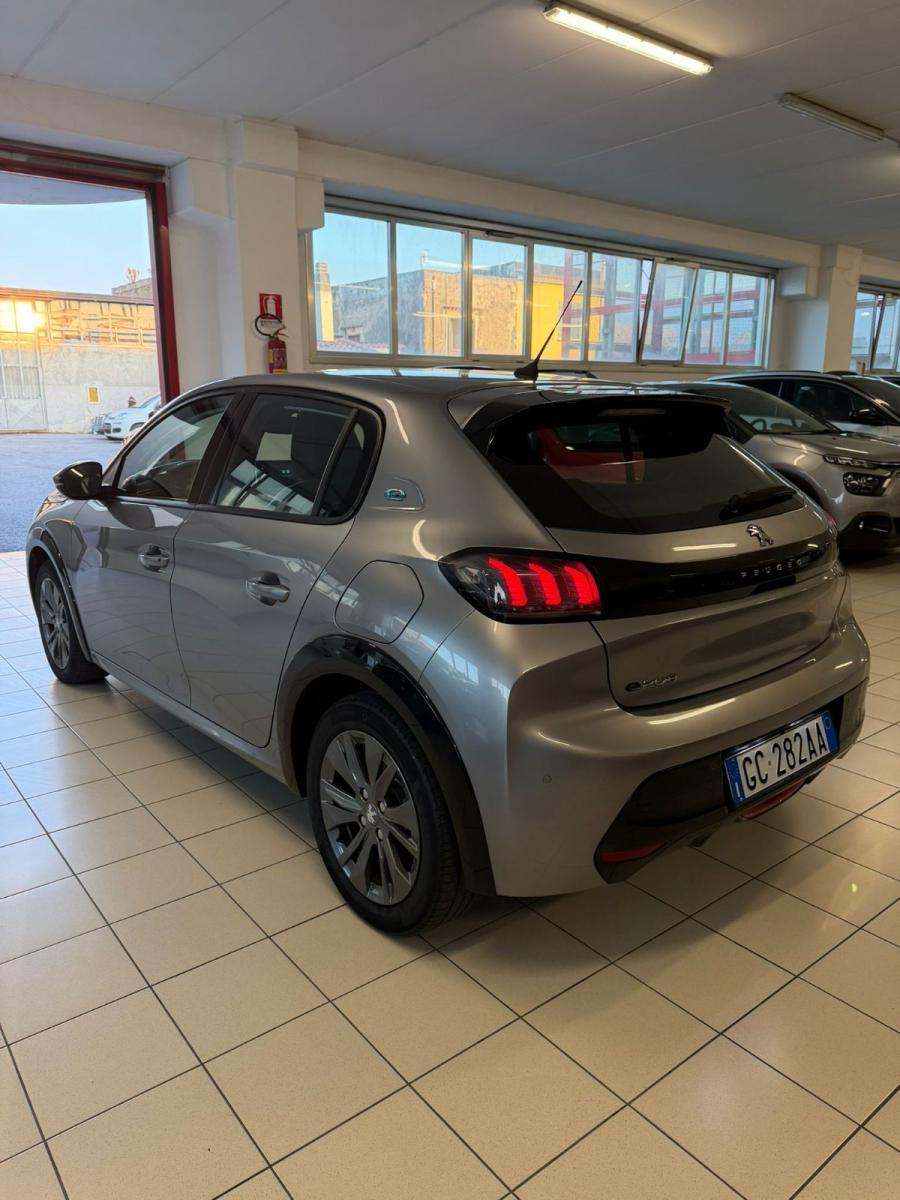 PEUGEOT - 208 / e-208