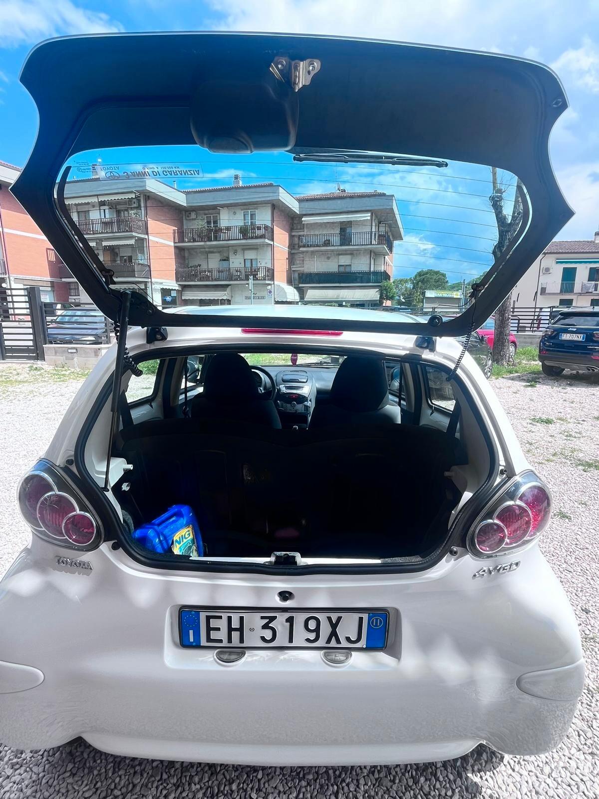 Toyota Aygo 1.0 12V VVT-i 5 porte