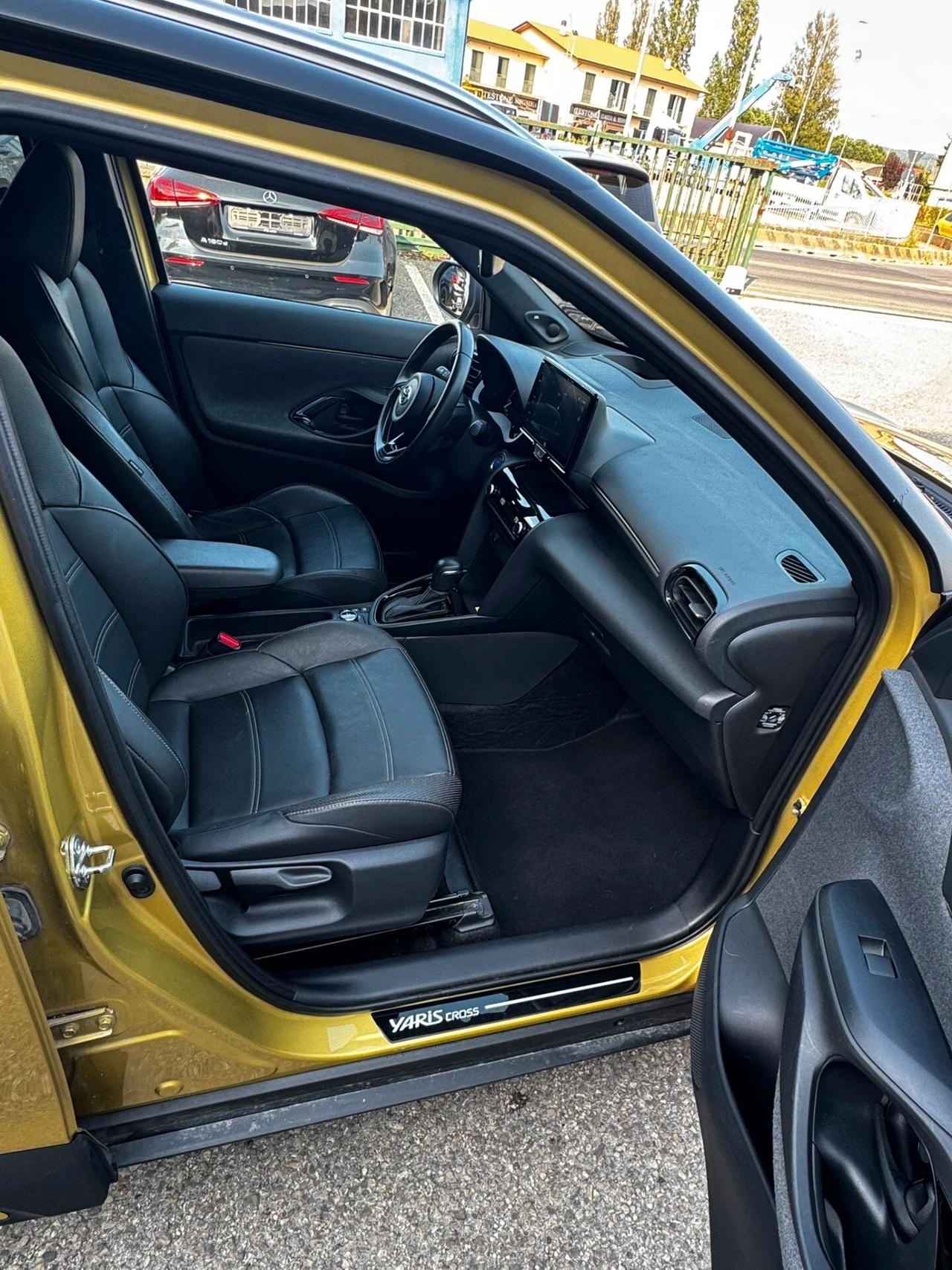 Toyota Yaris Cross Yaris Cross 1.5 Hybrid 5p. E-CVT AWD-i Premiere