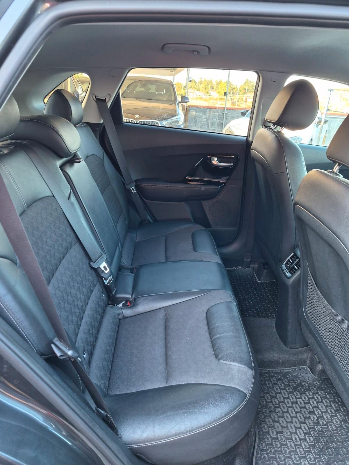 Kia Niro 1.6 GDi DCT HEV Evolution