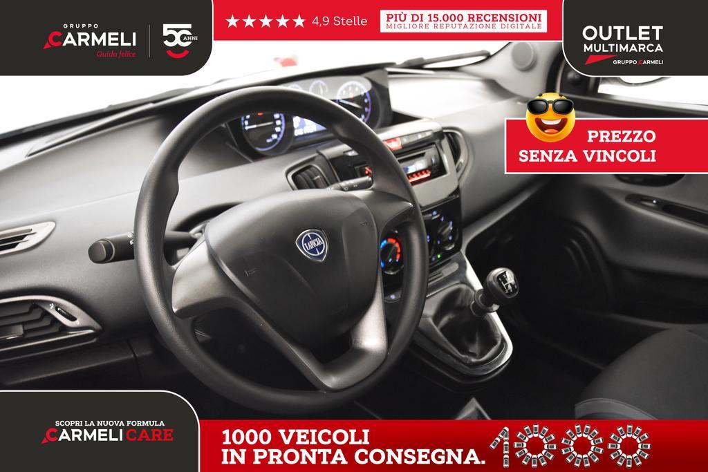 Lancia Ypsilon 5 Porte 1.2 Silver