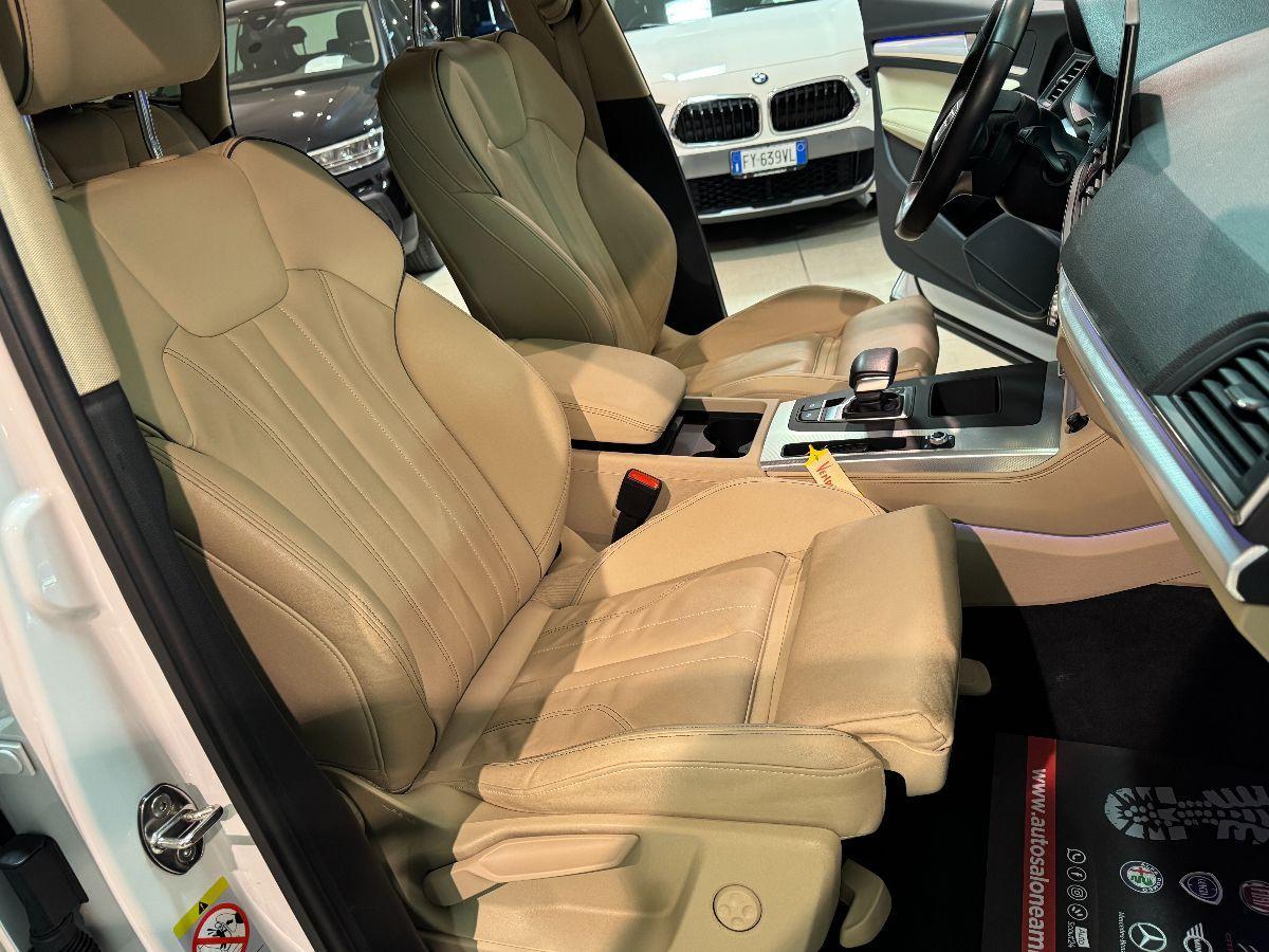 AUDI Q5 Sportback SPB TDI Pelle Cerchi 20 Luci ambient