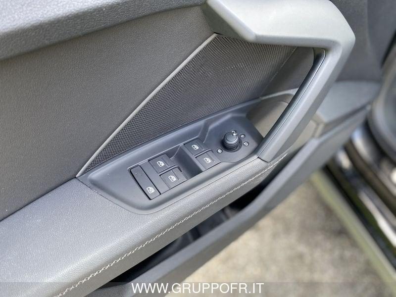 Audi A3 SPB 35 TFSI S tronic S line edition
