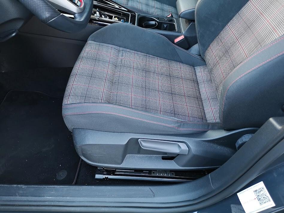 Volkswagen Golf GTI 2.0 TSI DSG IQ LED MATRIX ASSETTO RETROCAMERA CERCHI 19'