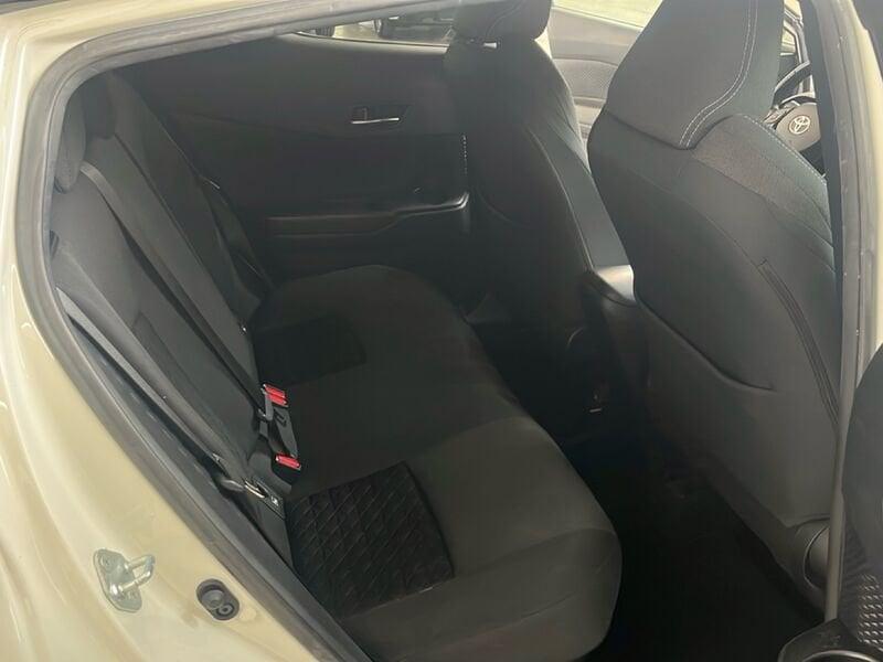 Toyota C-HR 2.0H (184CV) E-CVT Trend