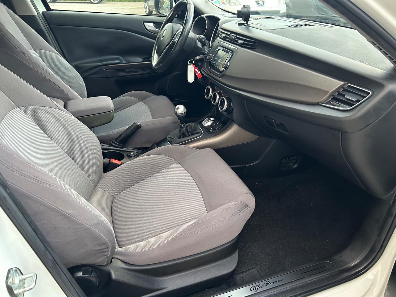 Alfa Romeo Giulietta 1.6 JTDm-2 105 CV Exclusive