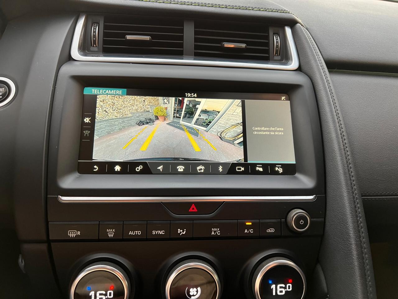 Jaguar E-Pace 2.0D 180 CV AWD aut. R-Dynamic