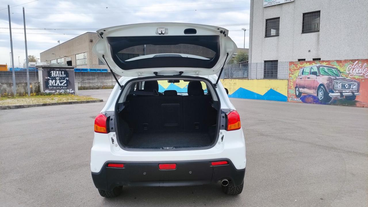 Mitsubishi ASX 1.8 DI-D 150 CV 2WD TETTO - 2011