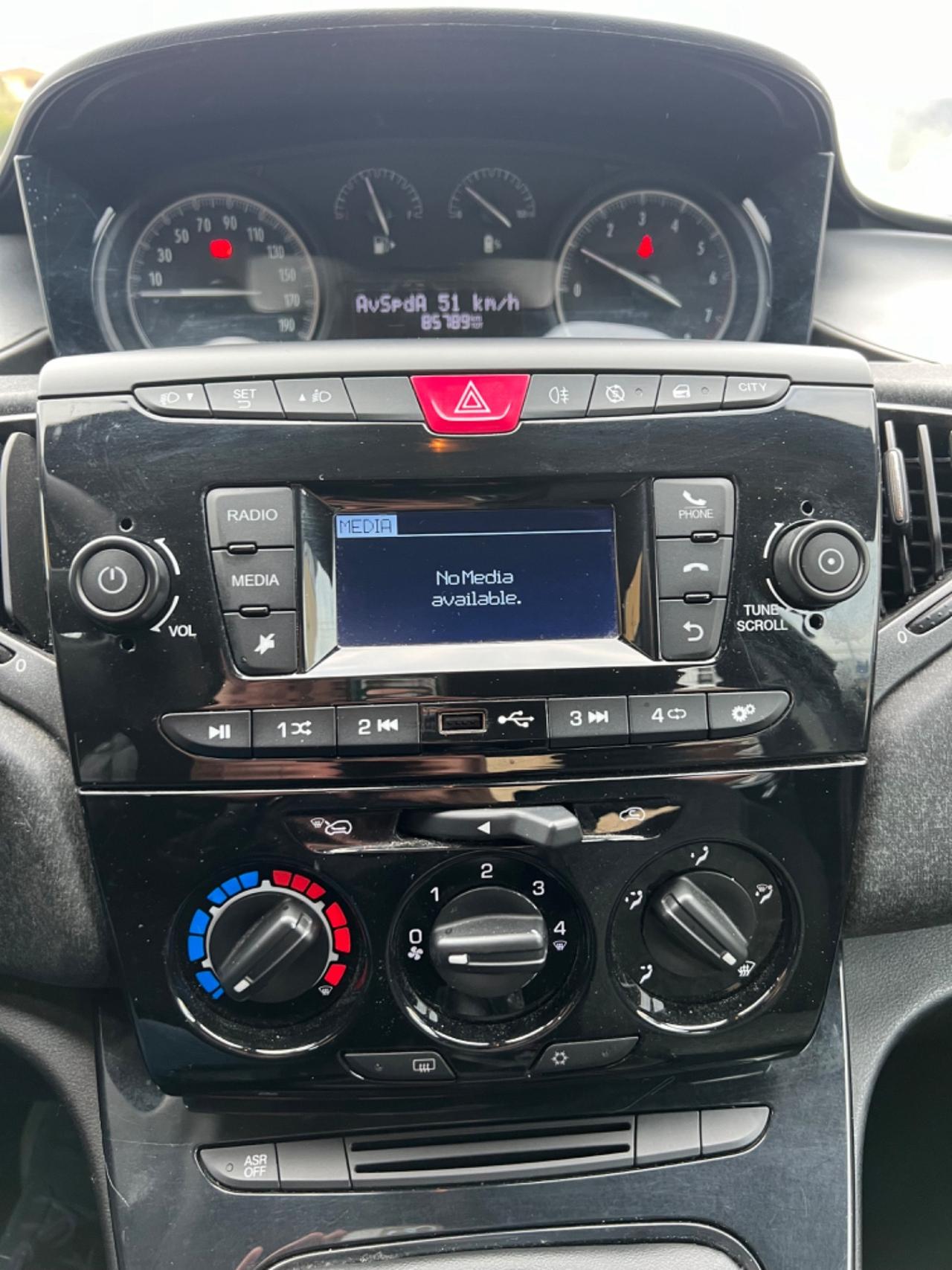 Lancia Ypsilon 1.0 70cv Hybrid 2021