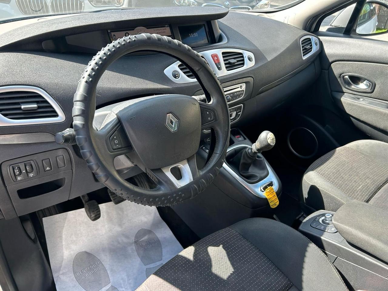 Renault Scénic 1.5 dCi 110CV Dynamique