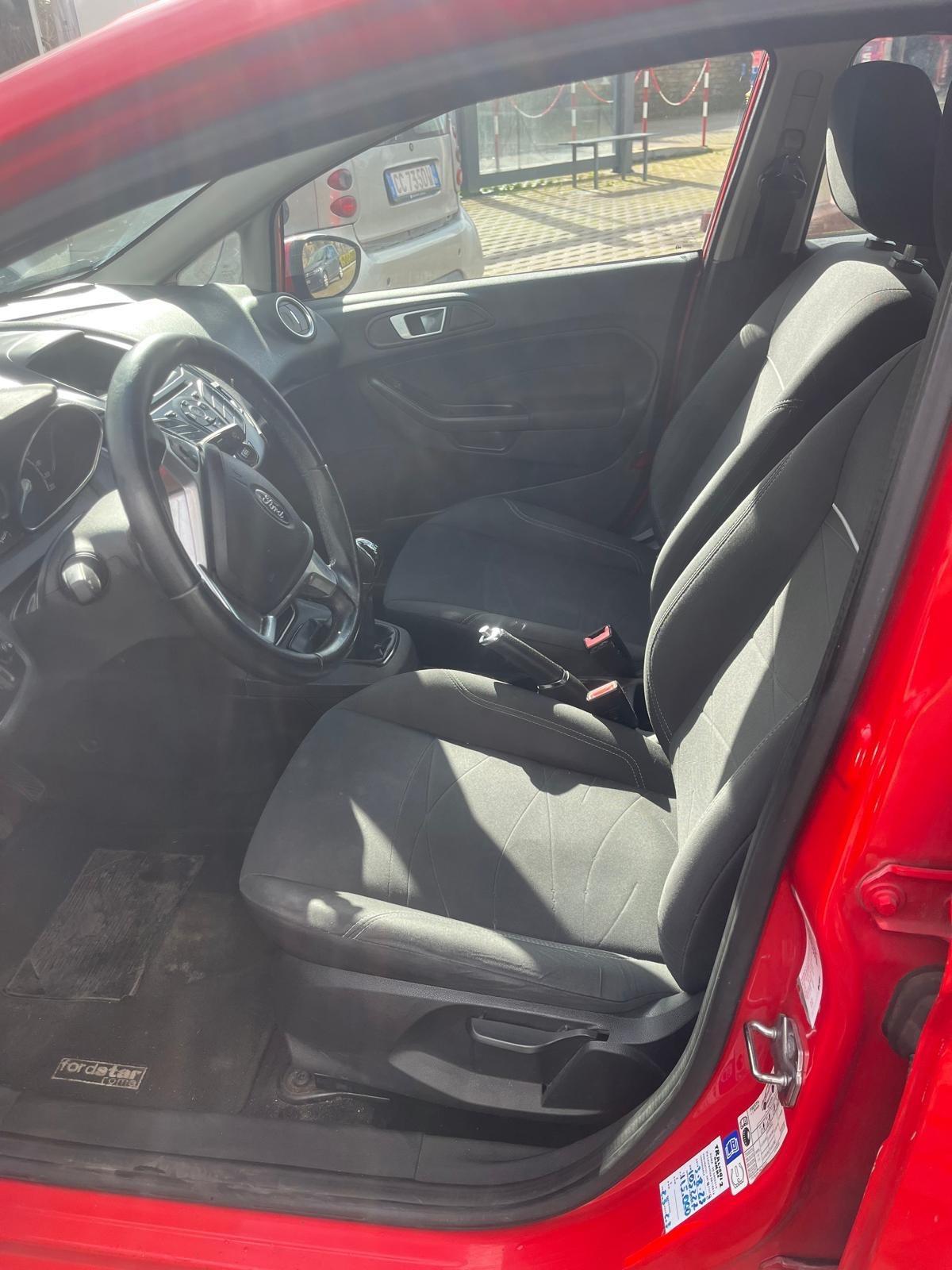 Ford Fiesta 1.5 TDCi 75CV 5 porte ST-Line