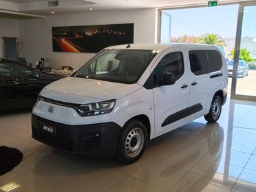 FIAT Doblò 5 Posti Paratia scorrevole Passo lungo 2023