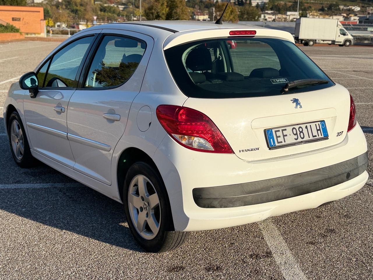 Peugeot 207 1.6 HDi OK NEOPATENTATI