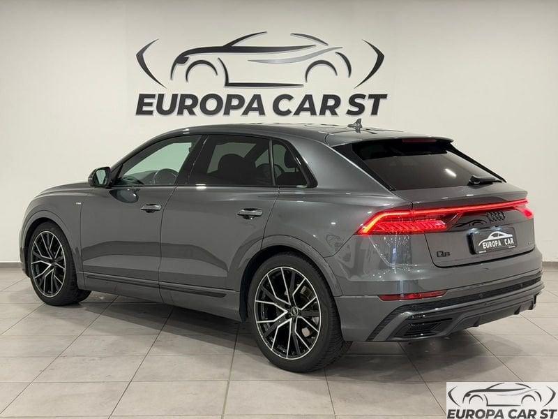 Audi Q8 50 TDI 286cv quattro tiptronic S-line edition