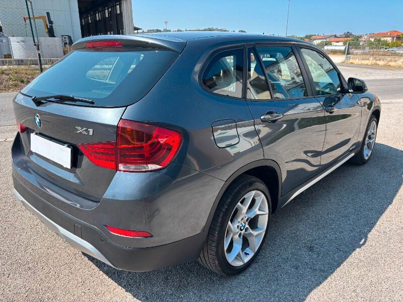 BMW X1 (E84) X1 sDrive16d X Line
