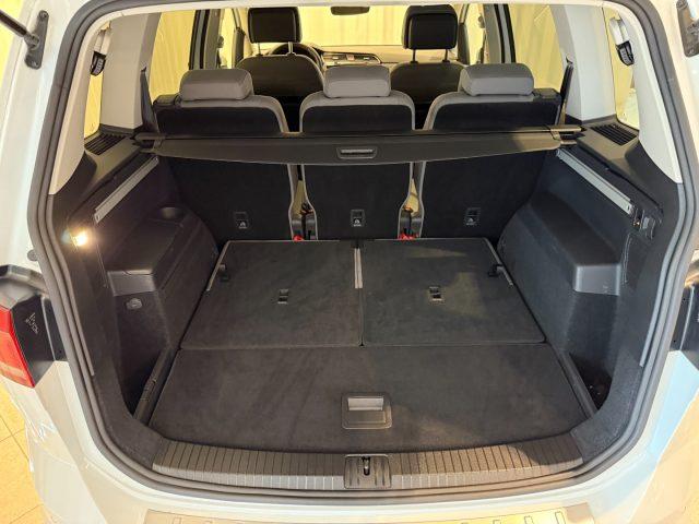 VOLKSWAGEN Touran 1.5 TSI DSG Business GANCIO Navi Camera