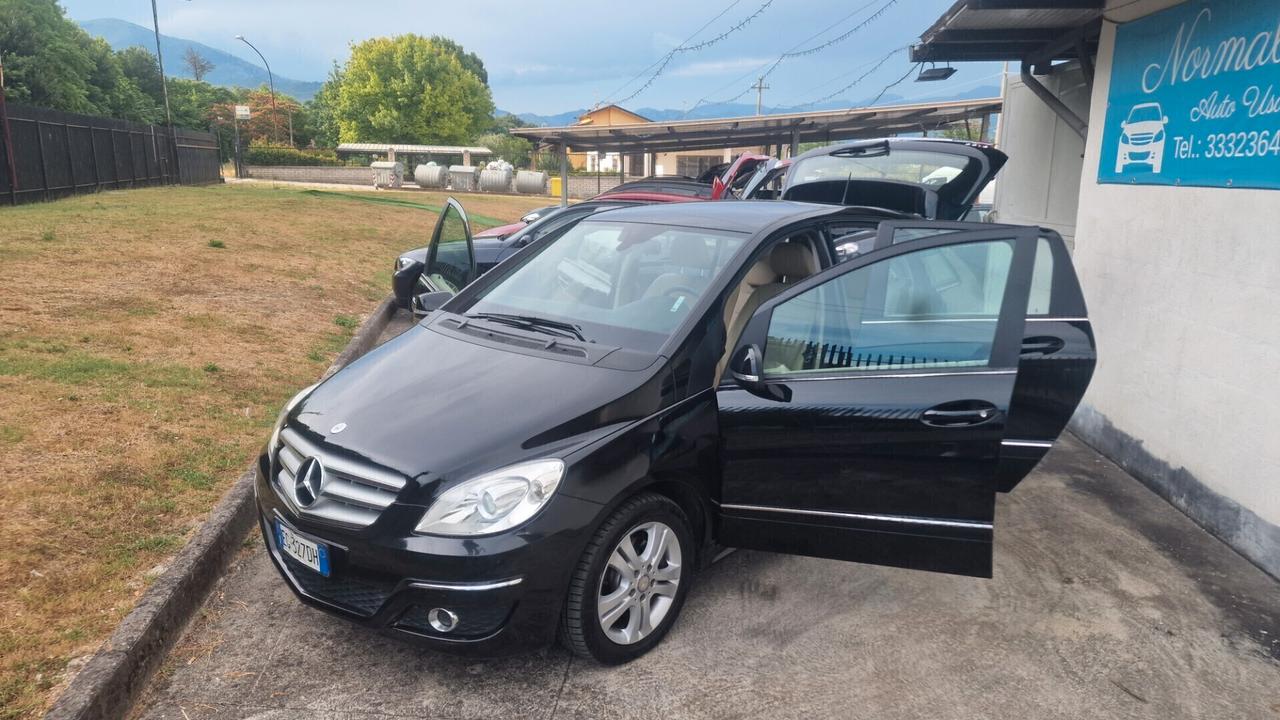 Mercedes-benz B 180 CDI Executive "cambio automatico"