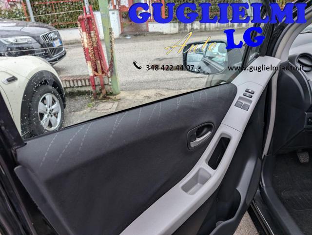 TOYOTA Yaris 1.3 5 porte Sol Bluetooth