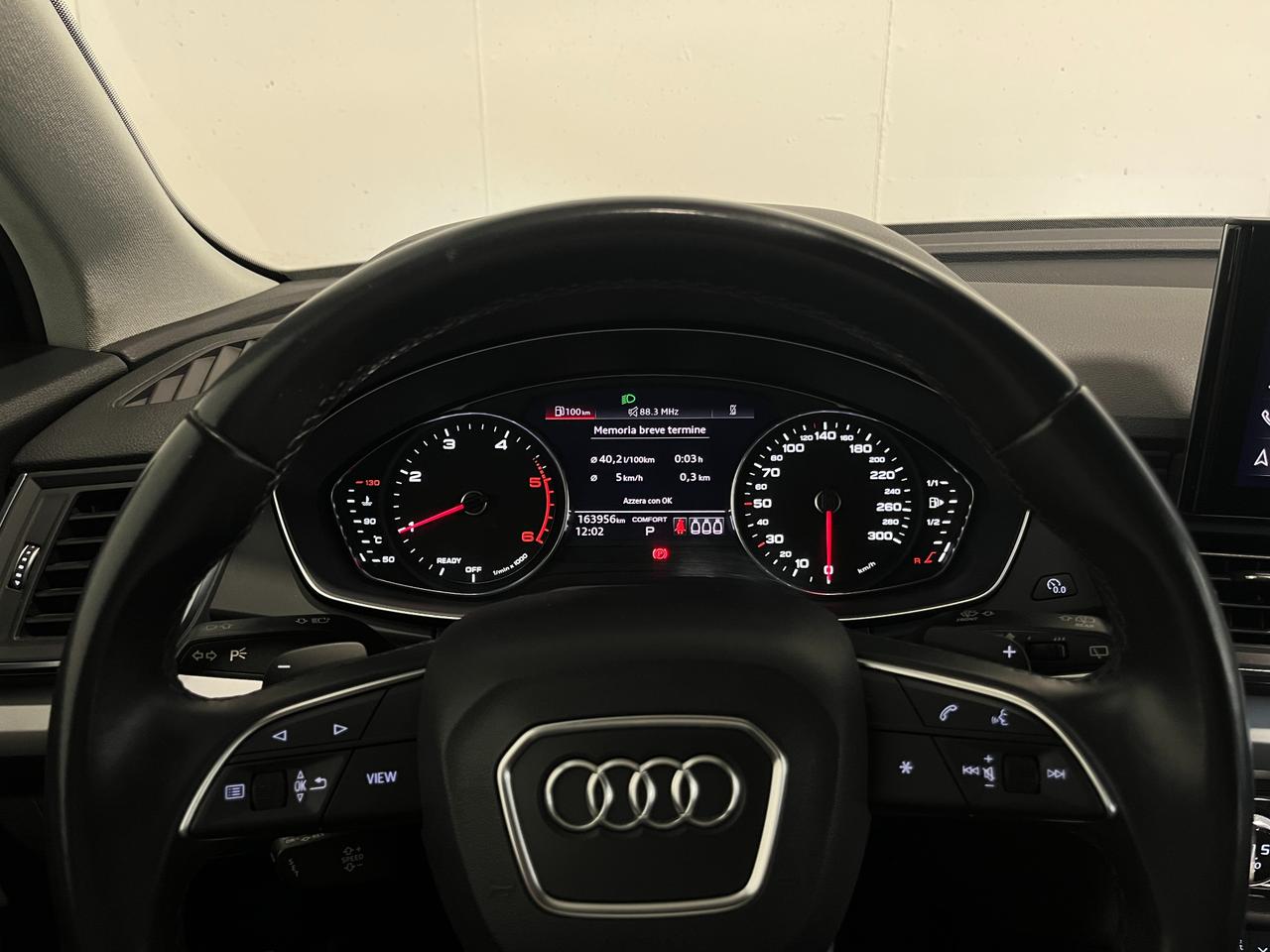 AUDI Q5 SPORTBACK 40 TDI S-TRONIC QUATTRO BUSINESS ADVANCED