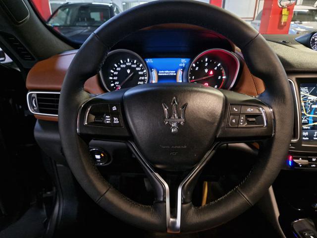MASERATI Levante 3000 V6 CV.250 TETTO+21'+ UNIPROPR