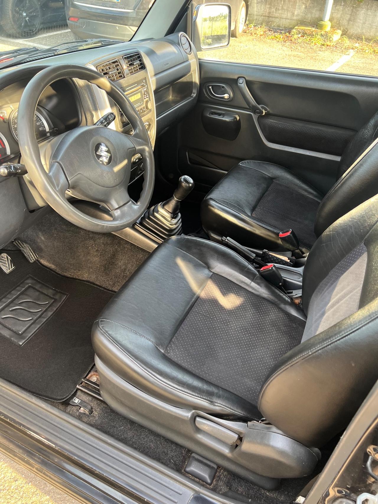 Suzuki Jimny 1.5 DDiS cat 4WD JLX