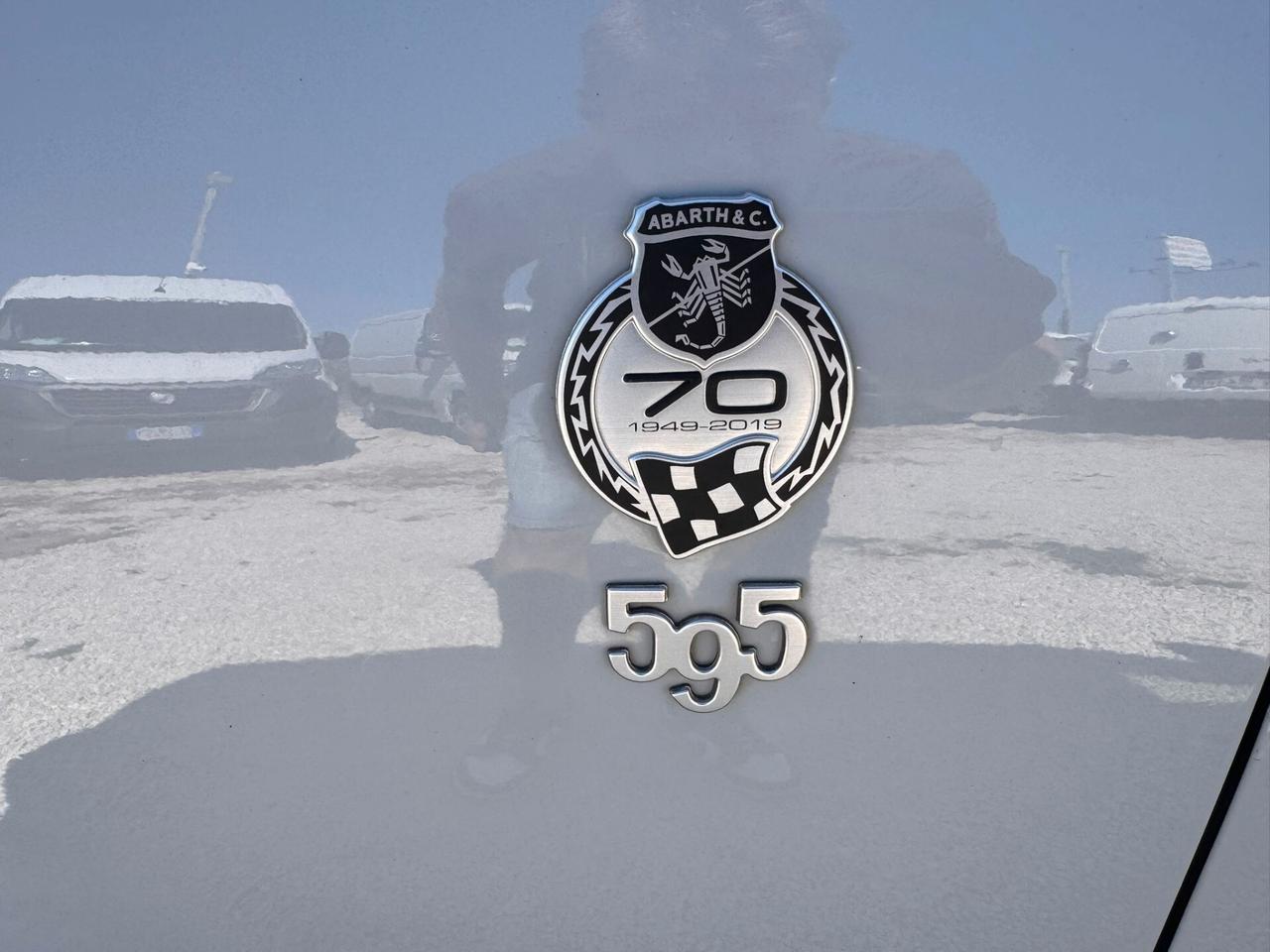 Abarth 595 1.4 Turbo T-Jet 165CV Pista 70th SEDILI SABELT SCARICHI MONZA