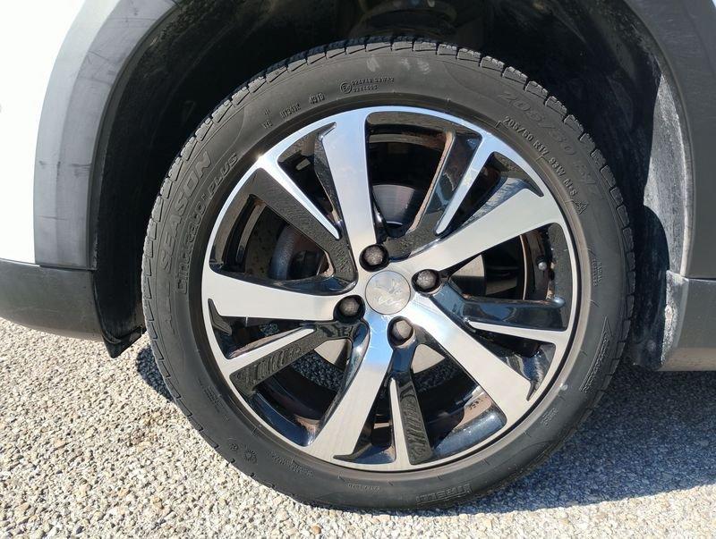 Peugeot 2008 PureTech Turbo 110 EAT6 S&S Allure