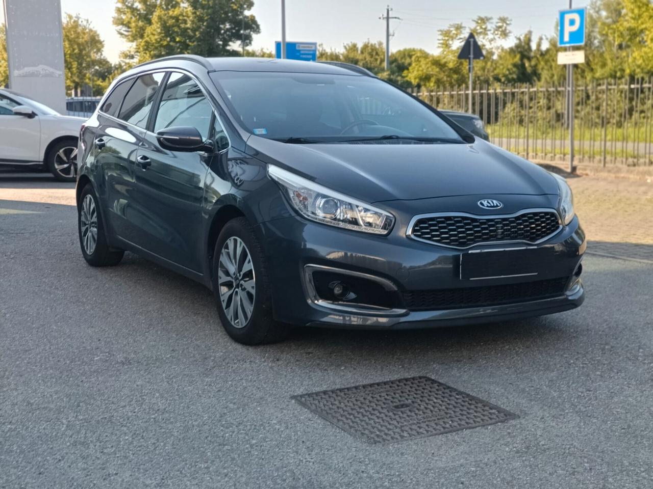 Kia Ceed cee'd 1.6 CRDi 136 CV DCT SW EcoDynamics Business Class