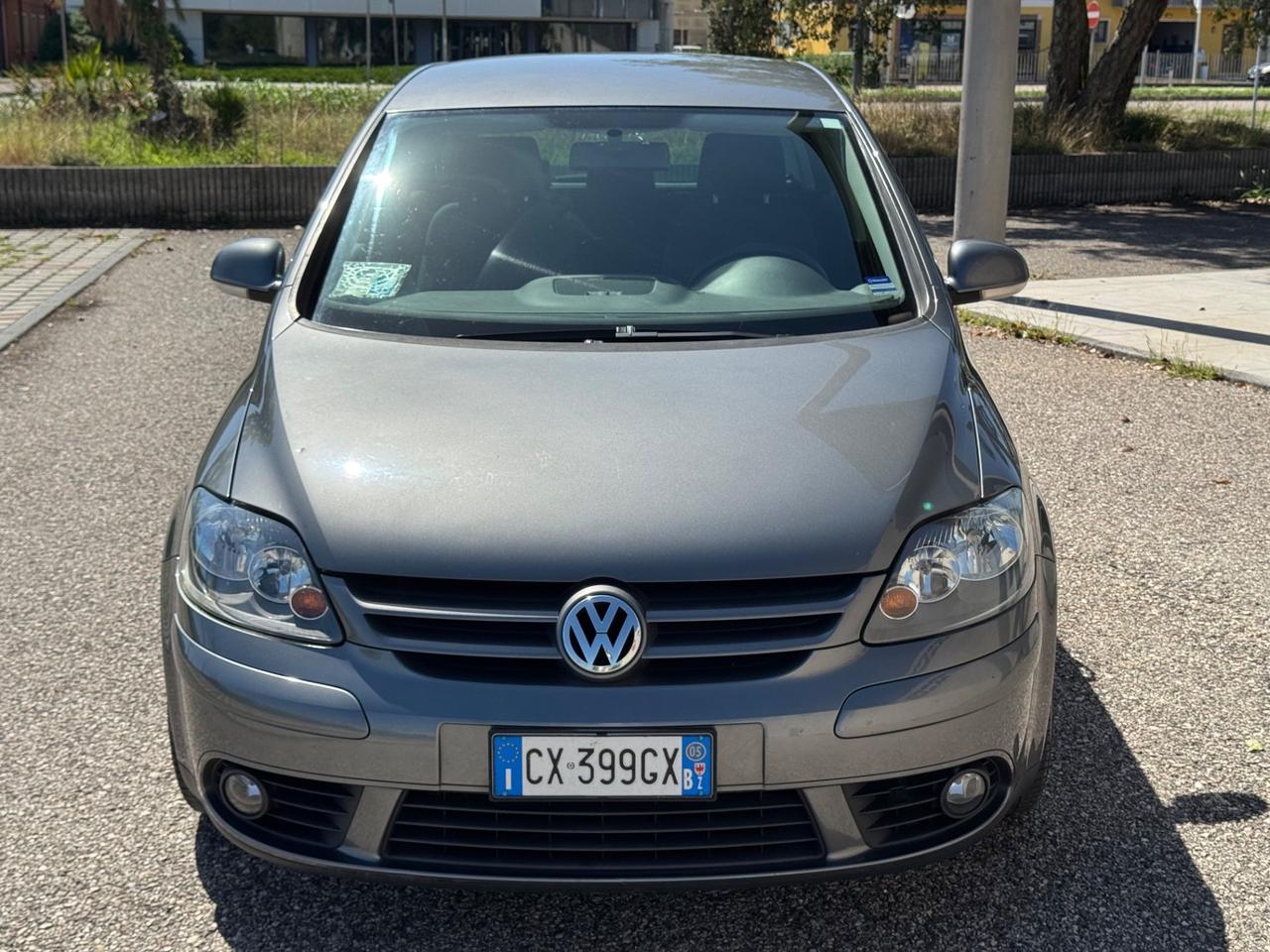 Volkswagen Golf 5 Plus 1.6 16V FSI Neopatentati