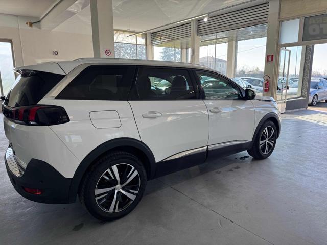 PEUGEOT 5008 BlueHDi 130 S&S Allure