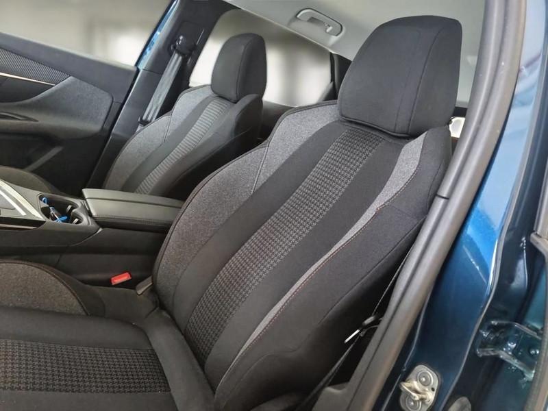PEUGEOT 3008 BlueHDI 130 S/S Active Business