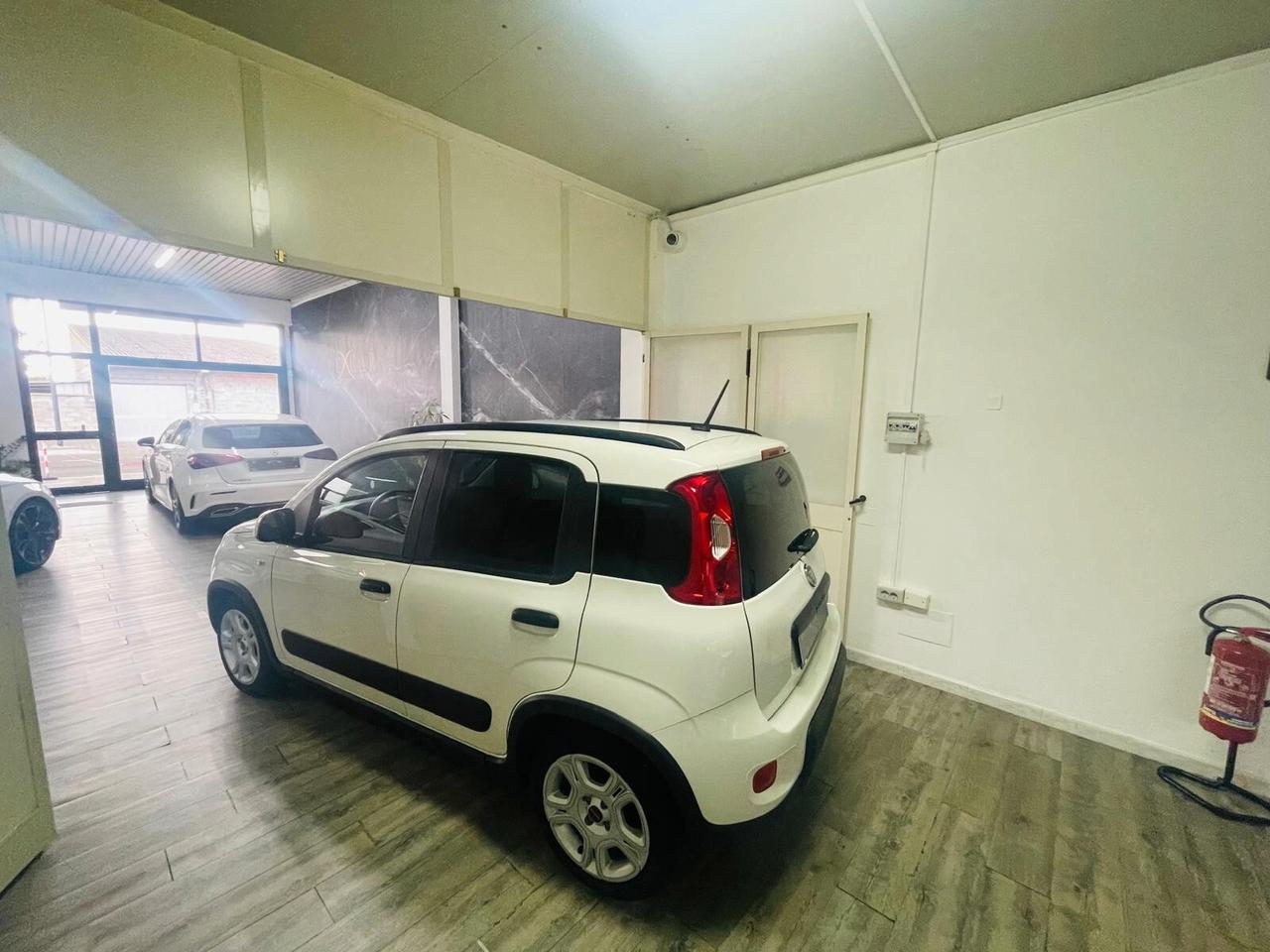 Fiat Panda 1.0 FireFly S&S Hybrid City Life 5 posti Aziendale nessun vincolo finanziario