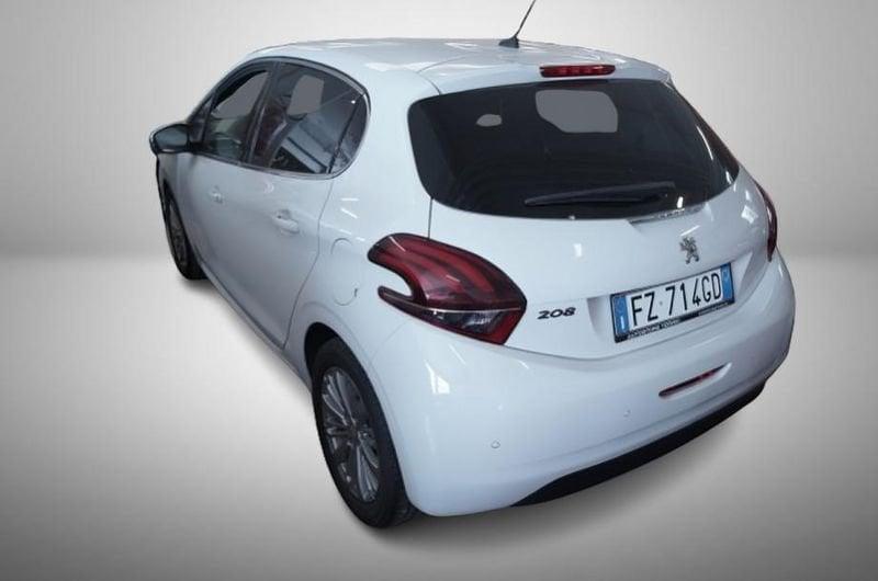 Peugeot 208 I 2015 5p 1.2 puretech Allure s&s 82cv neopatentati
