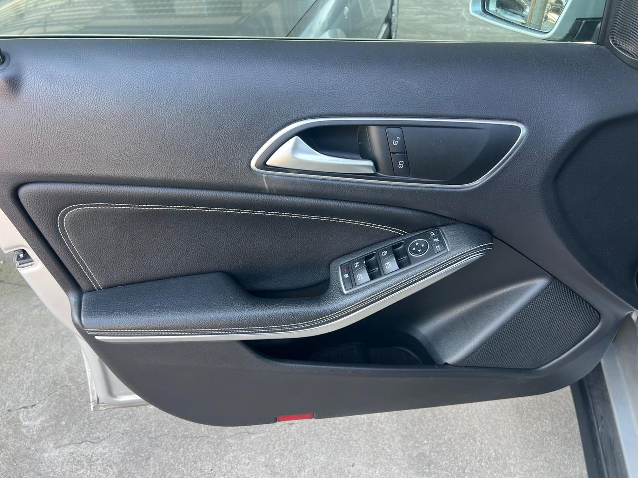 Mercedes-benz GLA 200 CDI Automatic 4Matic Sport