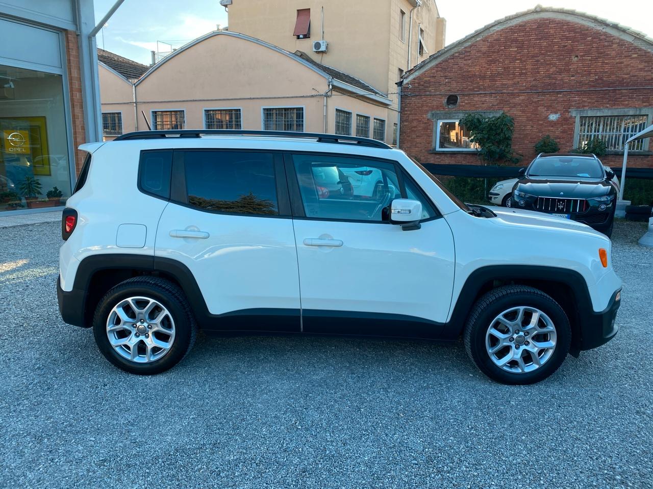 Jeep Renegade 1.6 E-TorQ - Longitude